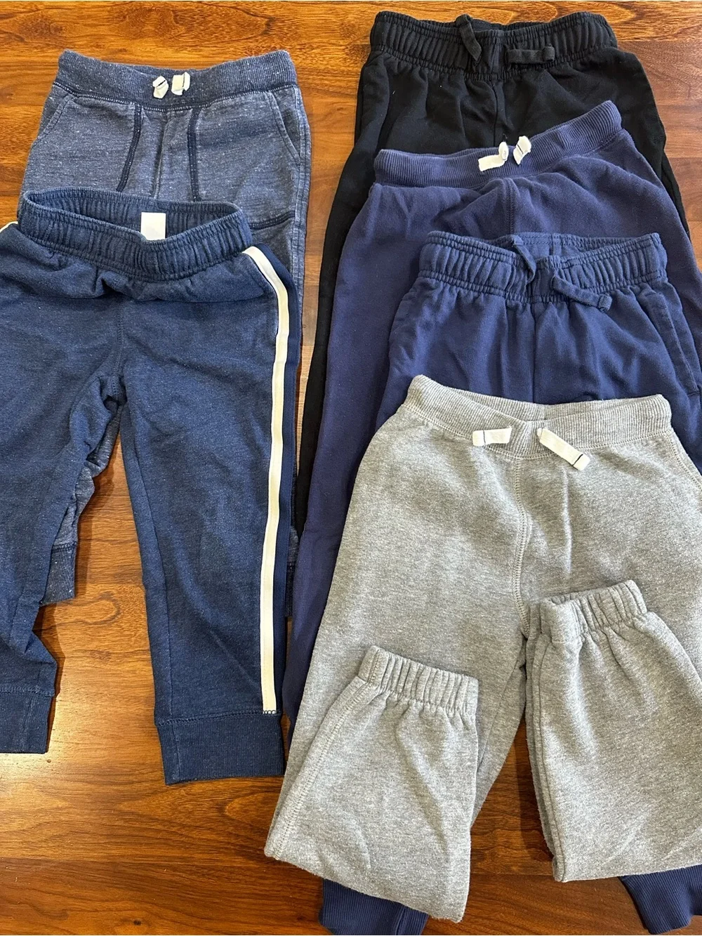 Boys Carter’s Bundle active pants sizes 5T and 6T